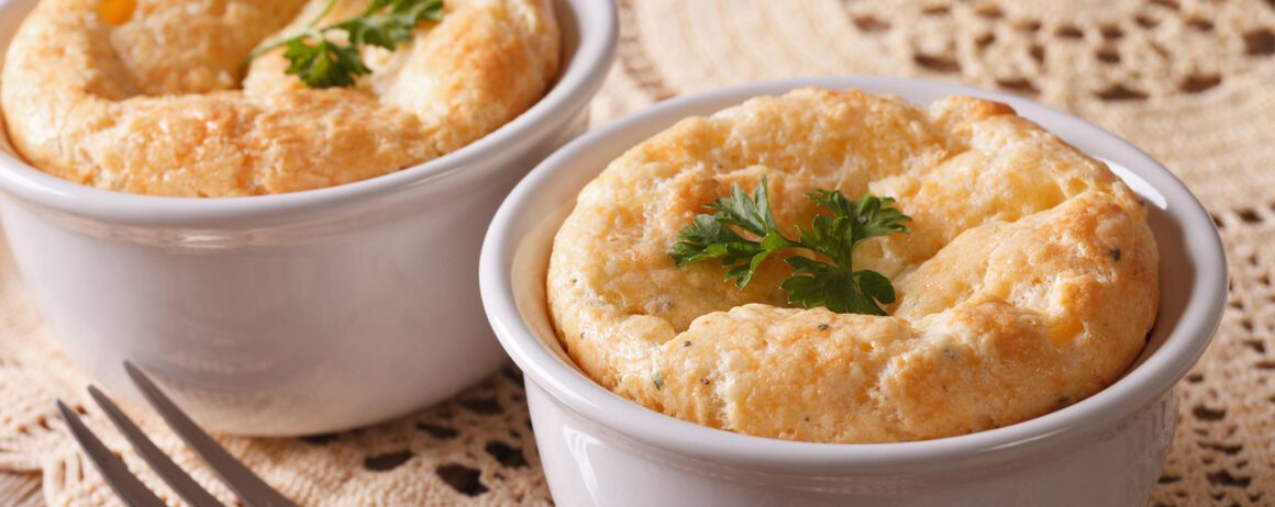 Soufflés au fromage de chèvre en deux temps