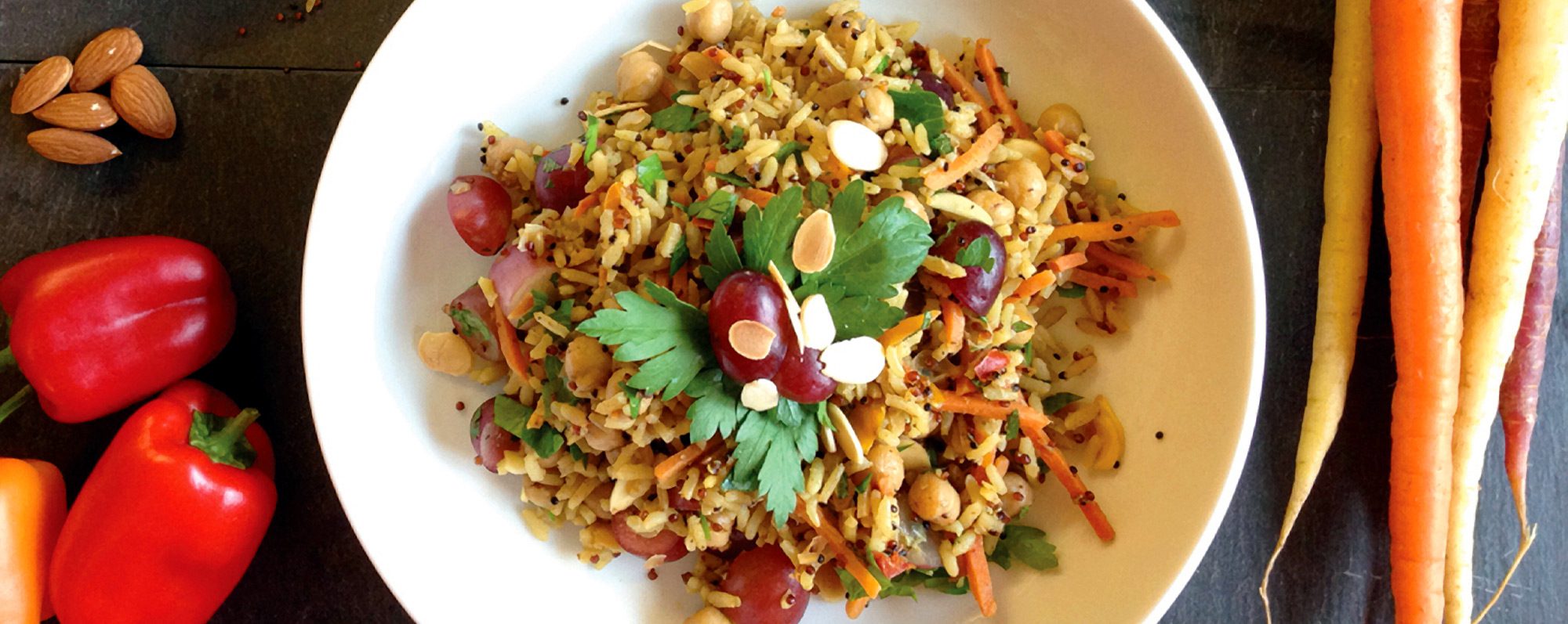 Riz brun avec quinoa pilaf aux épices marocain