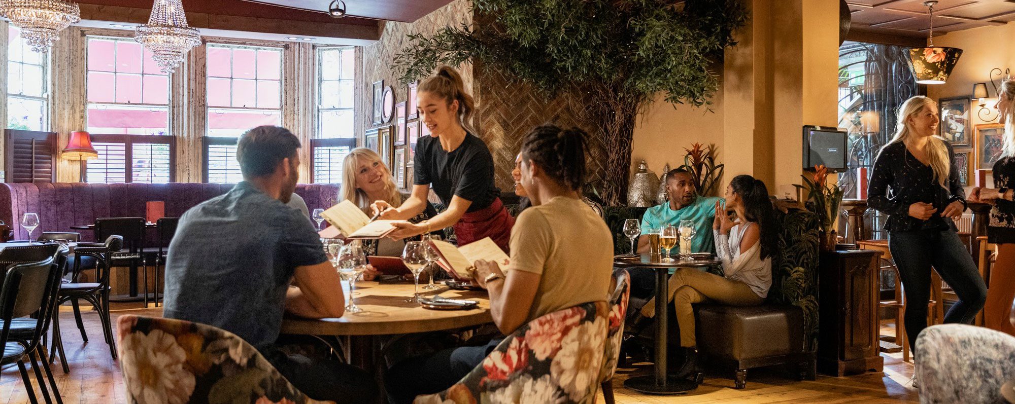 Small restaurant, BIG presence – does size matter?