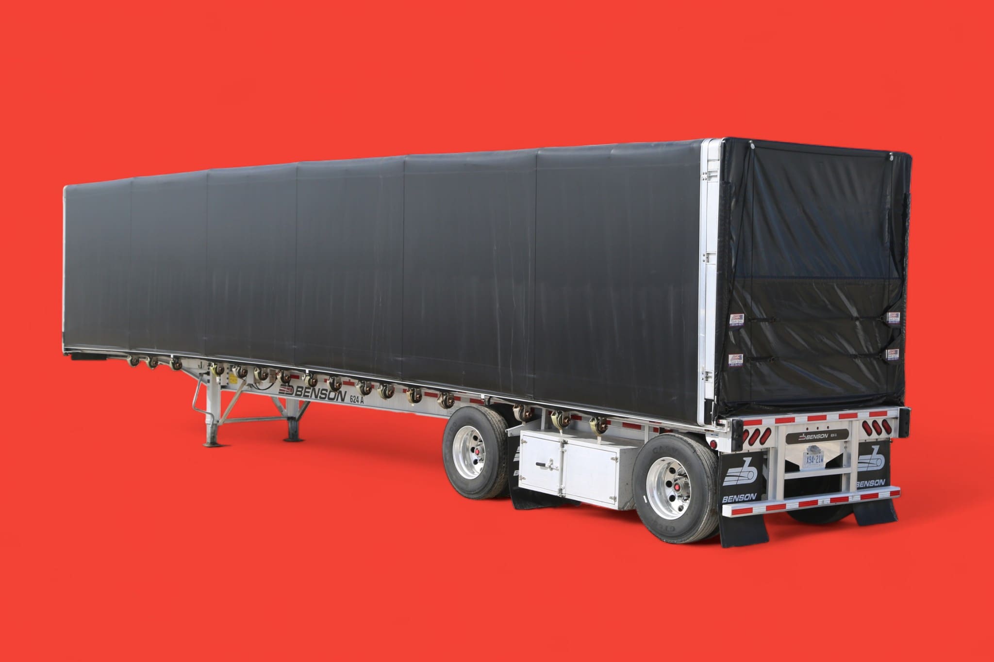 2019 BENSON 48′ Tandem Flatbed (121″ Spread)