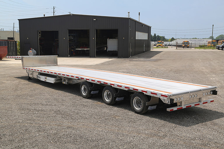 2026 EXTREME 53′ Tridem XS60 Dropdeck 17.5 (Ramps)